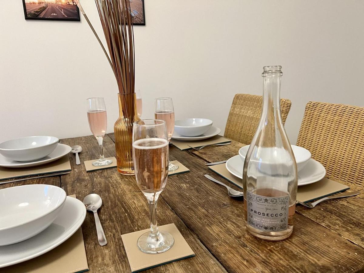 Charming 1Br Next To The Lanes By Sullivan Stays Hove Exterior foto