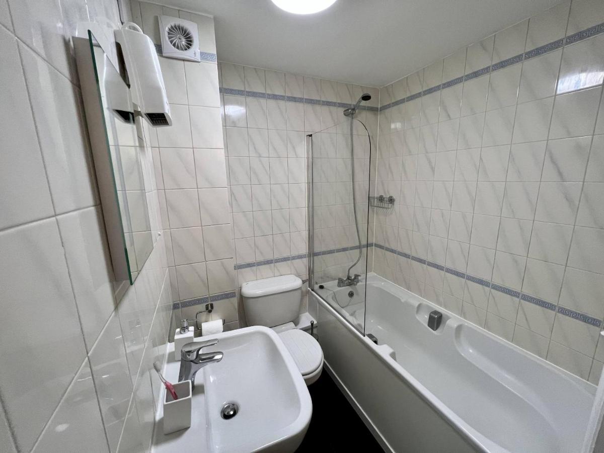 Charming 1Br Next To The Lanes By Sullivan Stays Hove Exterior foto